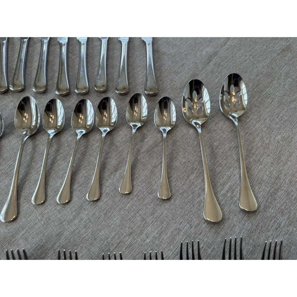 Oneida Cabana Stainless Steel Flatware 18/8 Round Tip Glossy - Disc. 58‎ Pcs